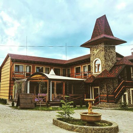 Minihotel Zolotoe Runo Ploskoye 外观 照片