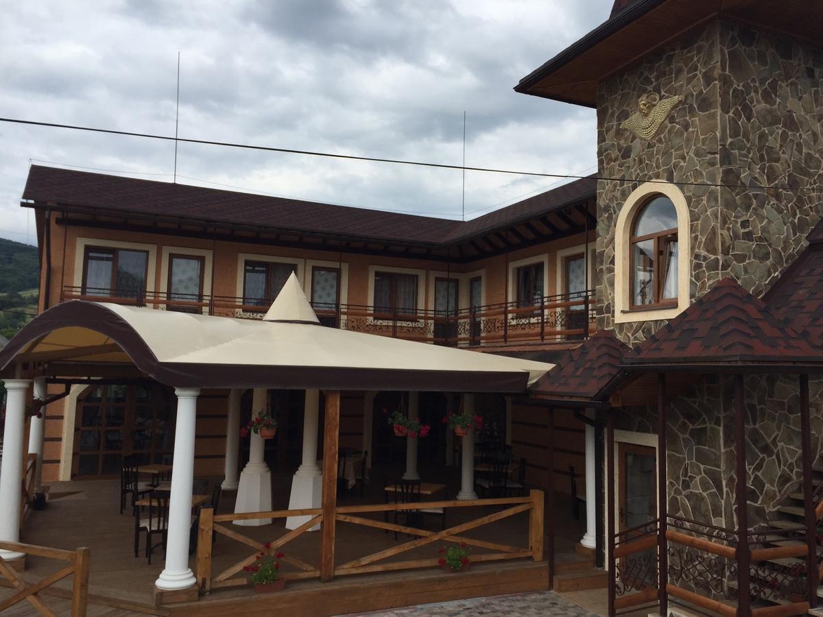 Minihotel Zolotoe Runo Ploskoye 外观 照片