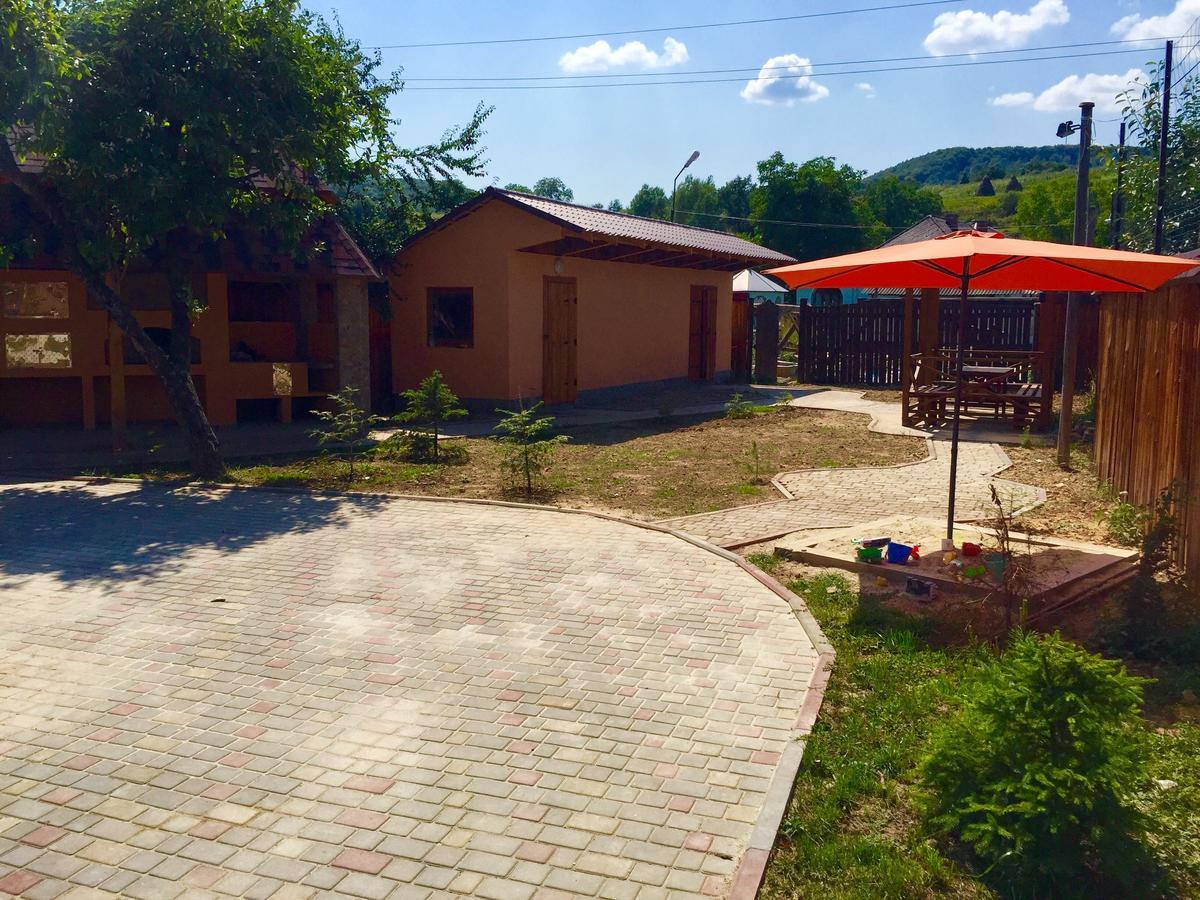 Minihotel Zolotoe Runo Ploskoye 外观 照片