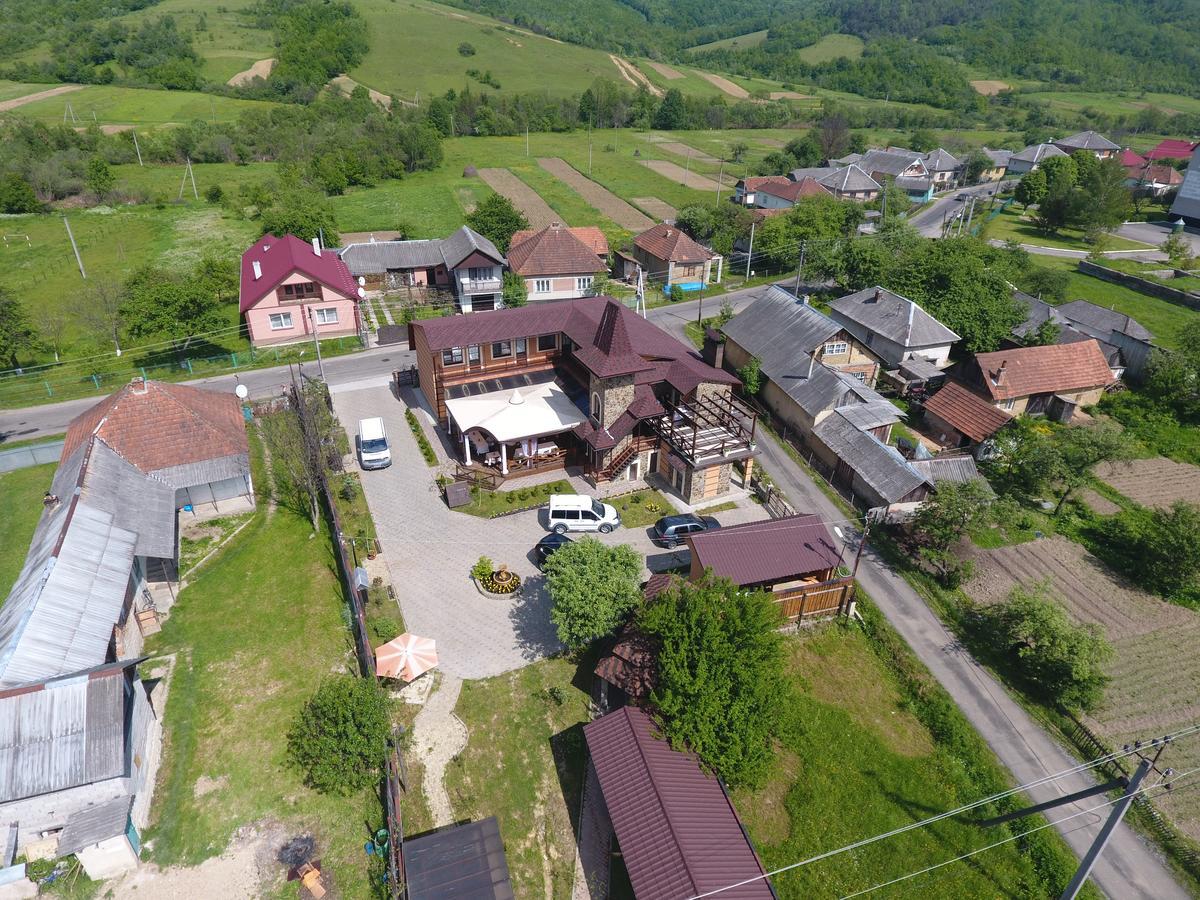 Minihotel Zolotoe Runo Ploskoye 外观 照片